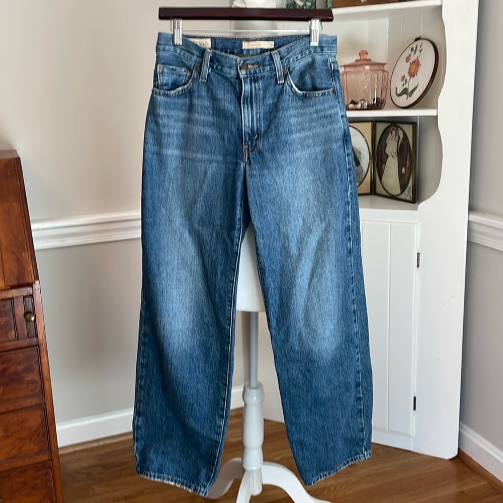 Women’s Levi’s baggy dad 26 waist